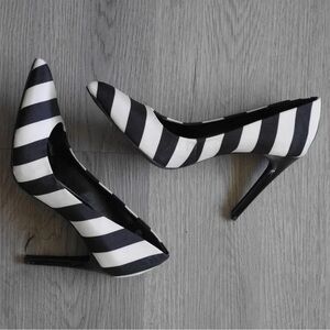 Black and White Striped Cosmoplitan Women's Heels